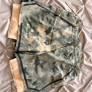 Lululemon green camo lined shorts